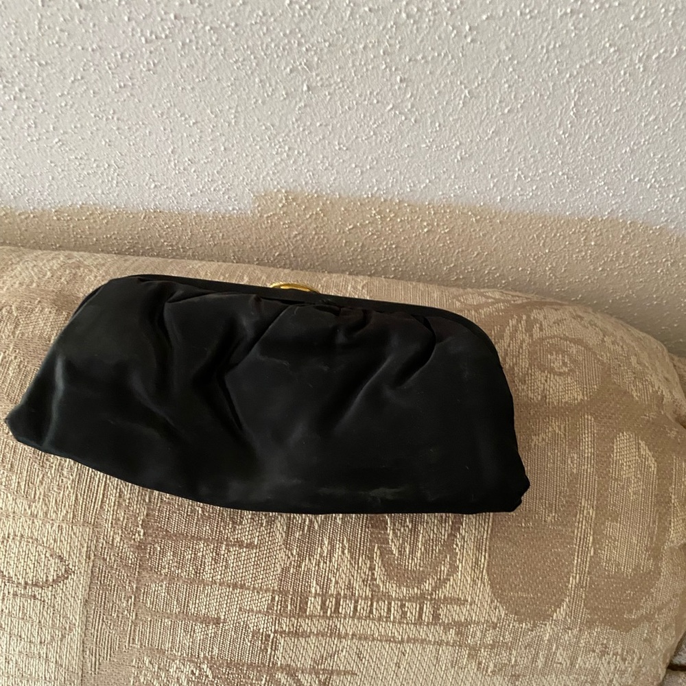 Purses 1 a couple name brands